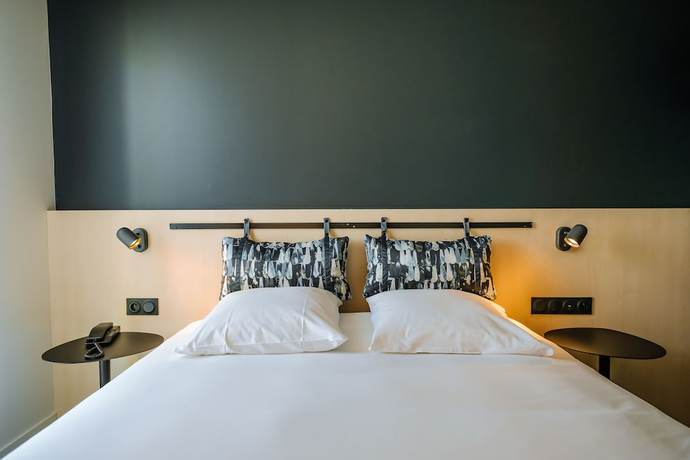 Imagen de la habitación del Hotel LIVEs Bordeaux Lac. Foto 17
