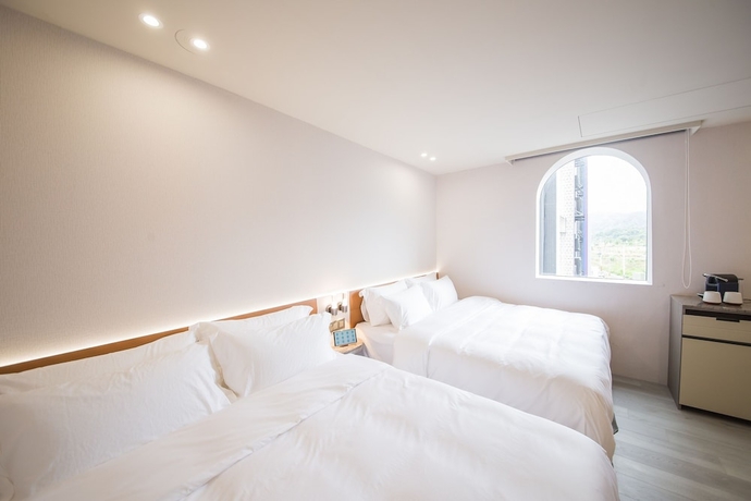 Imagen de la habitación del Hotel LIVIN, Jiaoxi. Foto 4