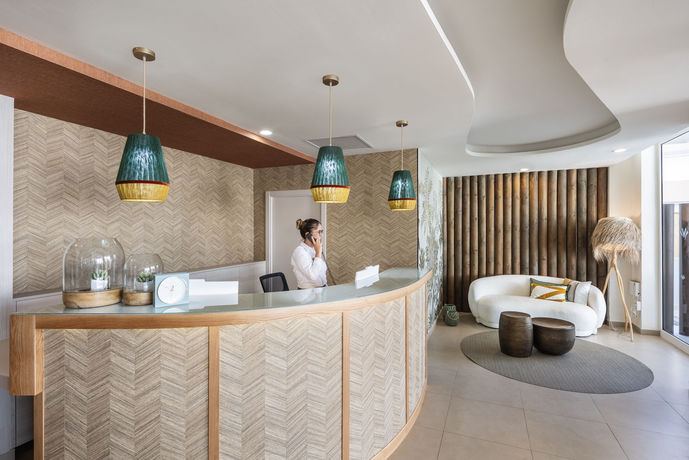 Imagen de los interiores del Hotel LIVVO Anamar Suites. Foto 12