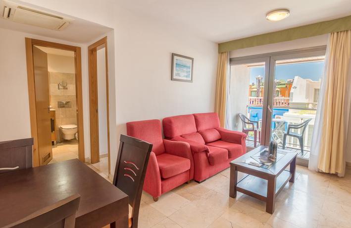 Imagen de la habitación del Hotel LIVVO Corralejo Beach. Foto 4