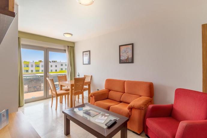 Imagen de la habitación del Hotel LIVVO Corralejo Beach. Foto 15