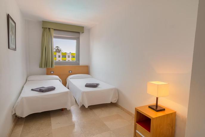 Imagen de la habitación del Hotel LIVVO Corralejo Beach. Foto 18