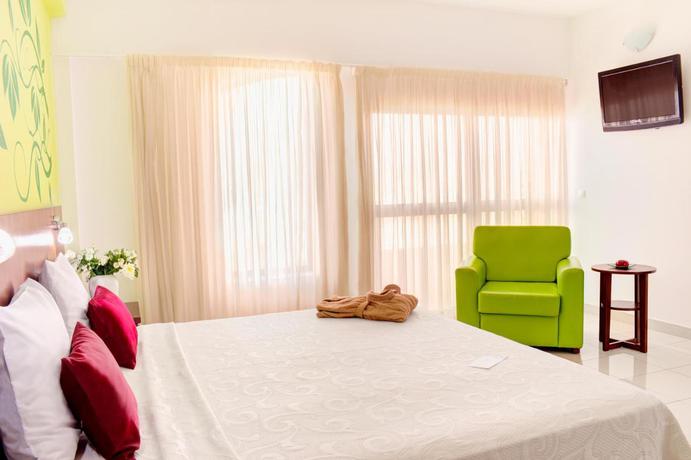 Imagen de la habitación del Hotel LIVVO Don Paco. Foto 8