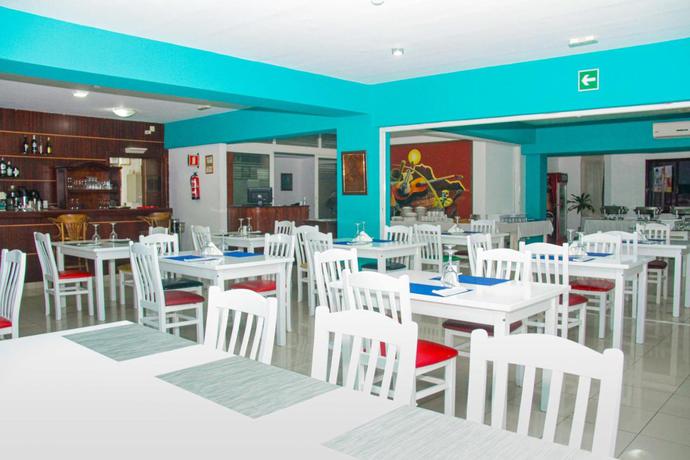 Imagen del bar/restaurante del Hotel LIVVO Don Paco. Foto 6