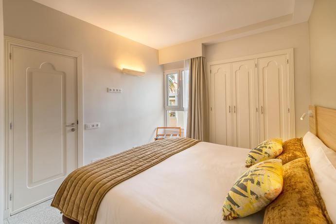 Imagen de la habitación del Hotel LIVVO Koala Garden, Maspalomas. Foto 10