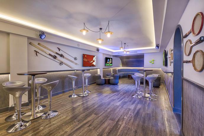 Imagen del bar/restaurante del Hotel LIVVO Koala Garden, Maspalomas. Foto 2