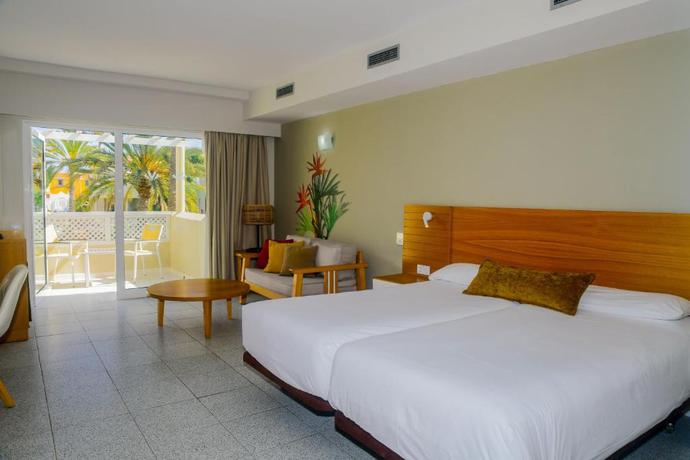 Imagen de la habitación del Hotel LIVVO Koala Garden, Maspalomas. Foto 18