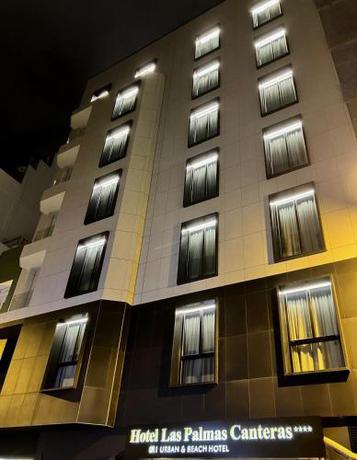 Imagen general del Hotel LIVVO La Escarlata. Foto 1