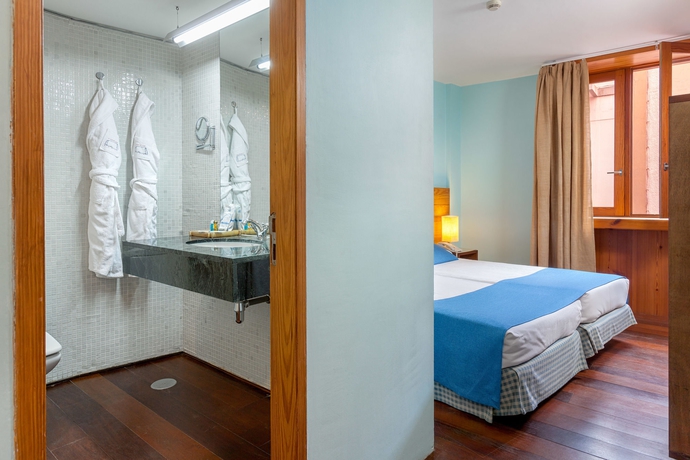 Imagen de la habitación del Hotel LIVVO La Quinta Roja. Foto 5