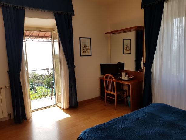 Imagen de la habitación del Hotel L\'Isola. Foto 2