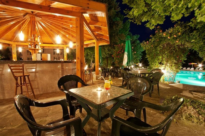 Imagen general del Hotel LJULJAK. Foto 5