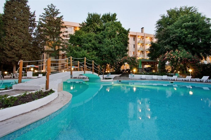 Imagen general del Hotel LJULJAK. Foto 13