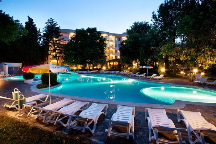 Imagen general del Hotel LJULJAK. Foto 15