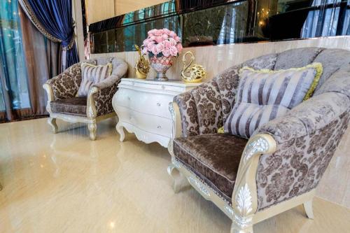 Imagen general del Hotel LK Grand Empire. Foto 8