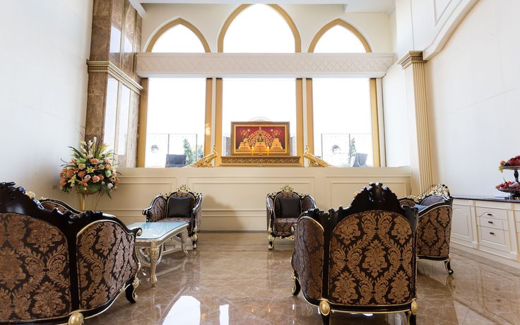 Imagen de los interiores del Hotel LK President. Foto 8