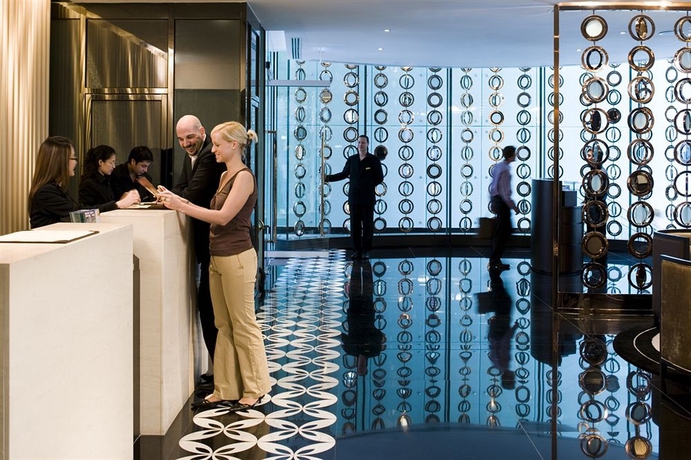 Imagen de los interiores del Hotel LKF BY RHOMBUS. Foto 11