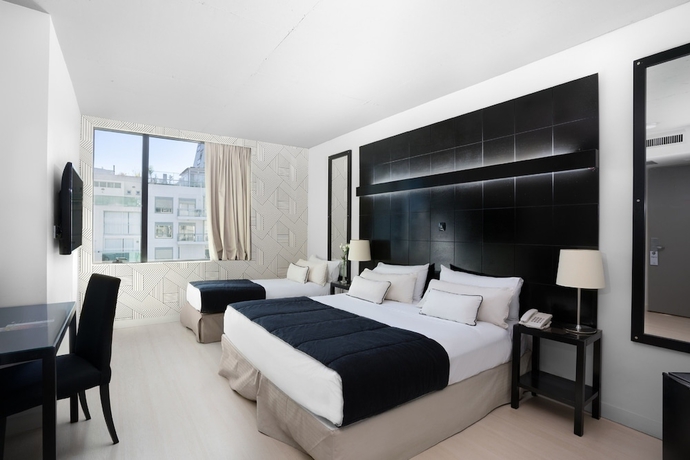 Imagen de la habitación del Hotel LM. Foto 5