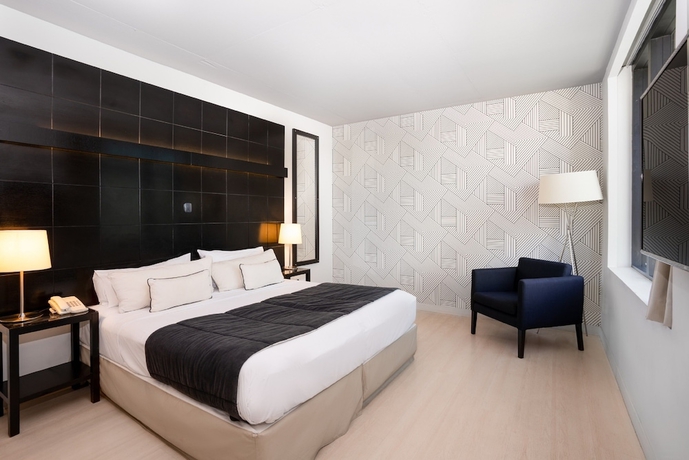 Imagen de la habitación del Hotel LM. Foto 6