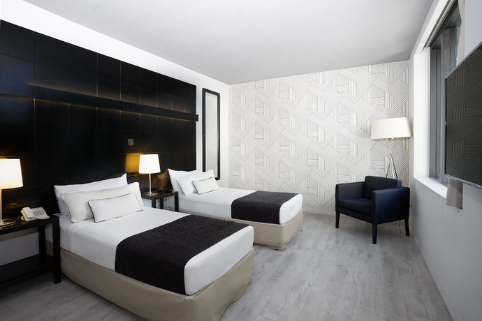 Imagen de la habitación del Hotel LM. Foto 7
