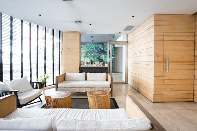 Imagen de los interiores del Hotel LM. Foto 15