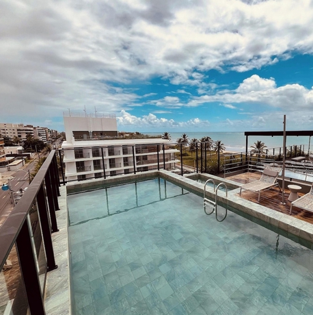 Imagen de la piscina del Hotel LM SUN INTERMARES. Foto 13
