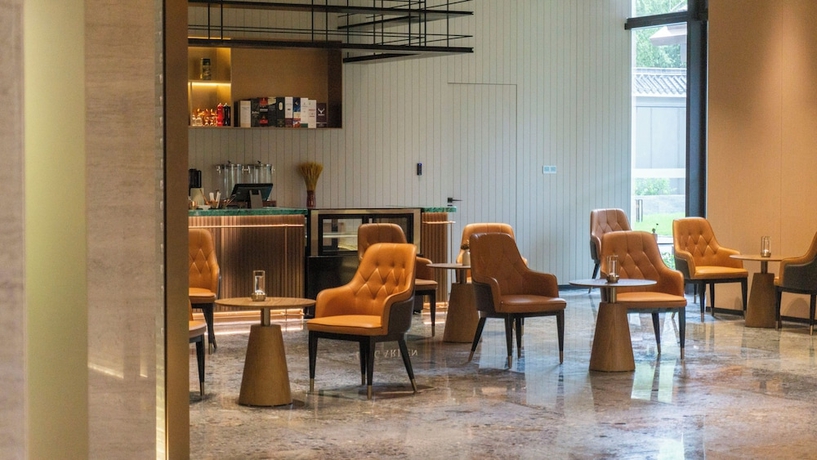 Imagen del bar/restaurante del Hotel LN Garden Maoming. Foto 2