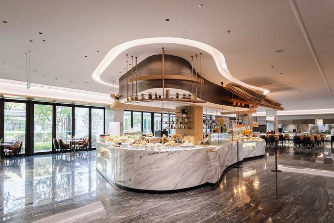 Imagen del bar/restaurante del Hotel LN Garden Maoming. Foto 4