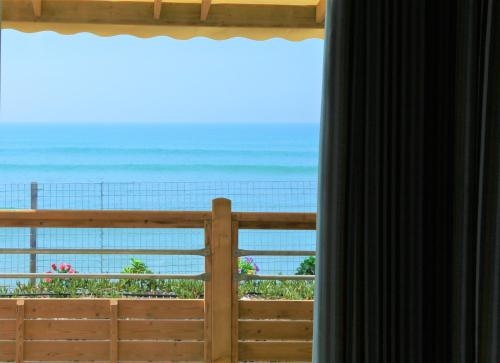 Imagen general del Hotel LOCA BEACH. Foto 2