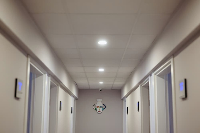 Imagen de los interiores del Hotel LOCATION HOTEL. Foto 13