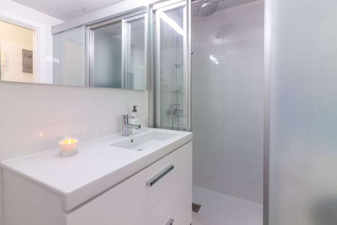 Imagen de la habitación del Hotel LOFT STORY BEACHFRONT by Living las Canteras. Foto 13