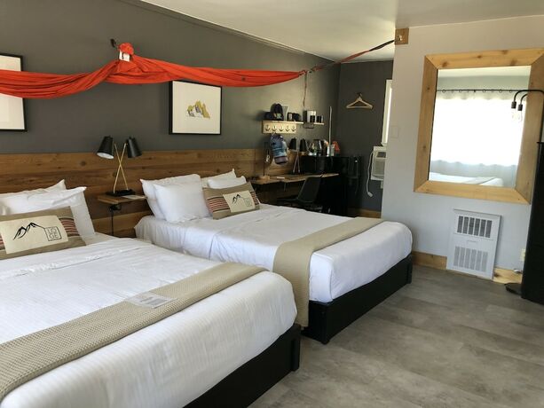 Imagen de la habitación del Hotel LOGE Mt. Shasta. Foto 15