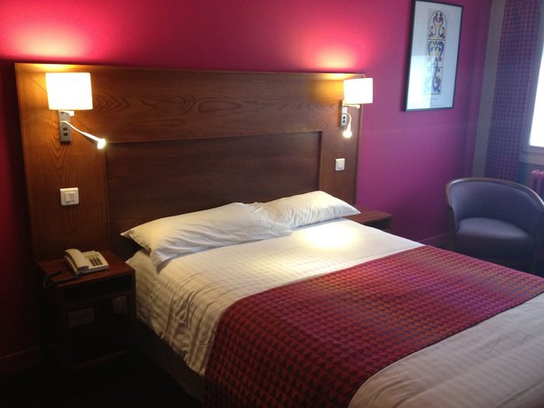 Imagen de la habitación del Hotel LOGIS de la Paix, Le Nouvion-en-Thi&eacute;rache. Foto 18