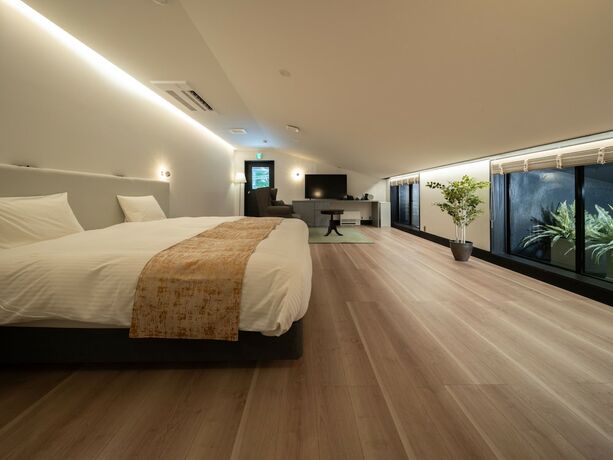 Imagen de la habitación del Hotel LONGINGHOUSE Kyukaruizawa Suwanomori. Foto 6