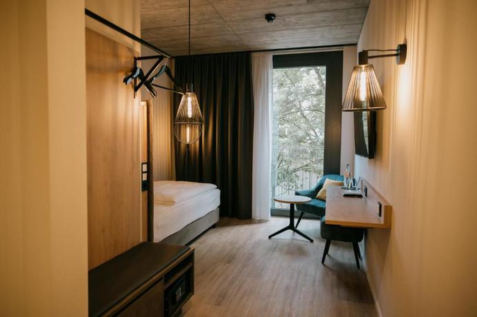 Imagen de la habitación del Hotel LOOM and Skybar. Foto 7