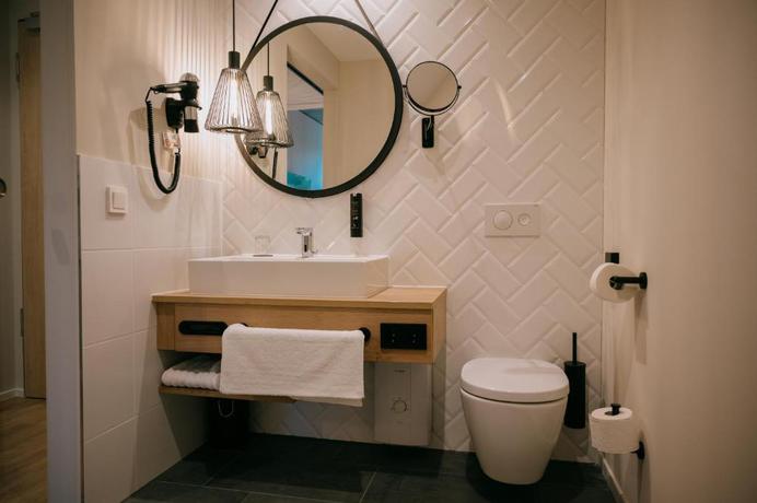 Imagen de la habitación del Hotel LOOM and Skybar. Foto 8