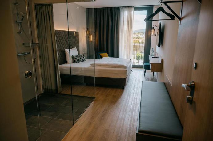 Imagen de la habitación del Hotel LOOM and Skybar. Foto 9