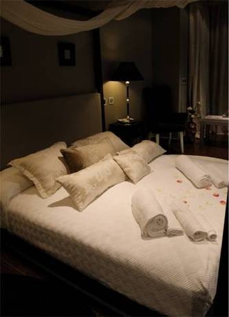 Imagen general del Hotel LOS ALMIRANTES. Foto 6