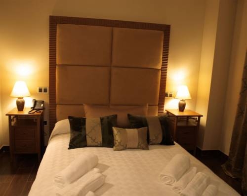 Imagen general del Hotel LOS ALMIRANTES. Foto 18