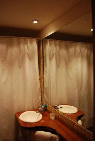 Imagen de la habitación del Hotel LOS LAGOS HOSTERIA. Foto 15