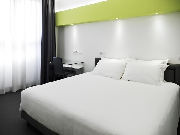 Imagen de la habitación del Hotel LOTO BUSINESS HOTEL. Foto 8
