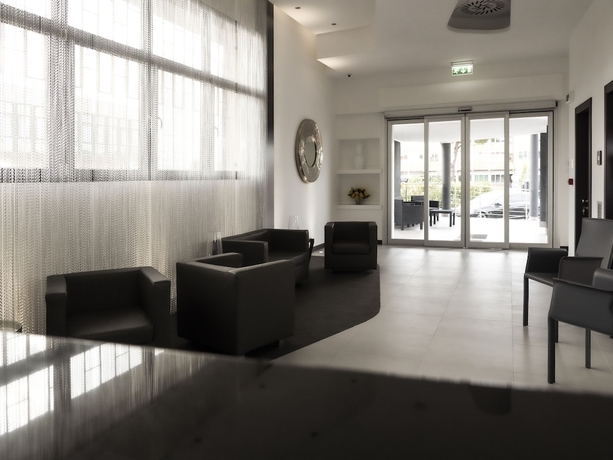 Imagen de los interiores del Hotel LOTO BUSINESS HOTEL. Foto 18