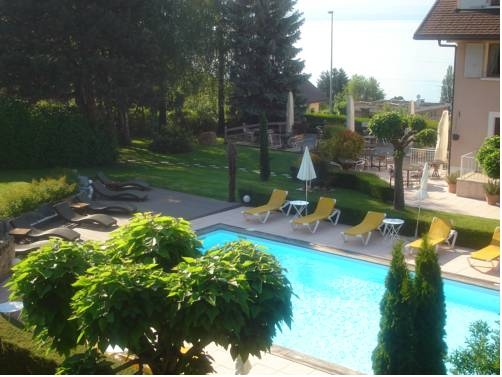 Imagen general del Hotel L'Oasis, Evian Les Bains. Foto 3
