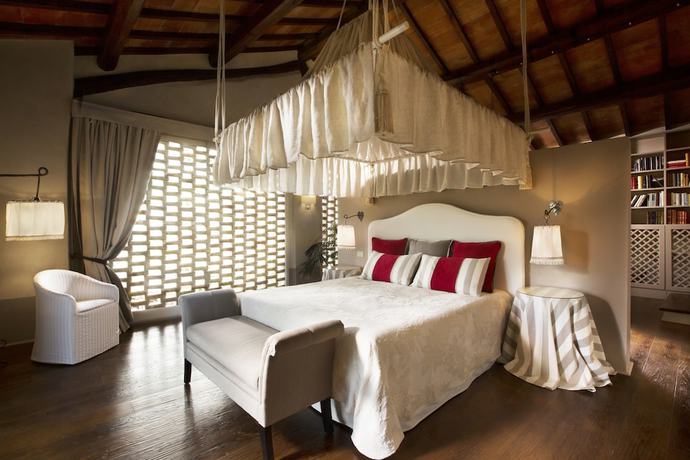 Imagen de la habitación del Hotel L'Olmo. Foto 2
