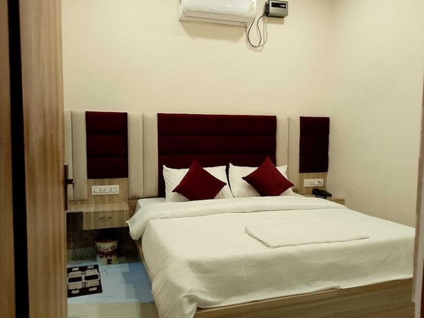 Imagen de la habitación del Hotel LR Delite Inn. Foto 3