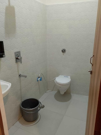 Imagen de la habitación del Hotel LR Delite Inn. Foto 17
