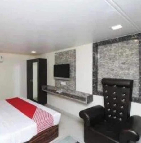 Imagen de la habitación del Hotel LR Regency. Foto 7