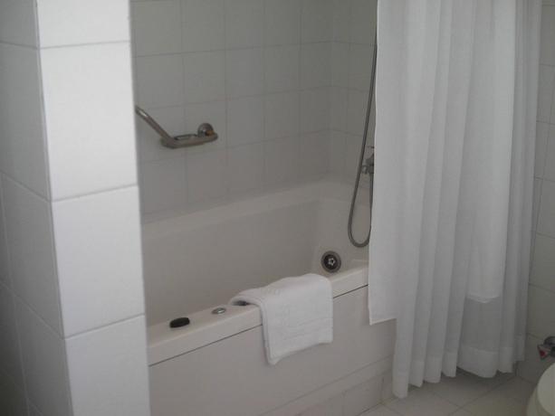 Imagen de la habitación del Hotel LRH Vi&ntilde;a del Mar and Convention Center. Foto 8