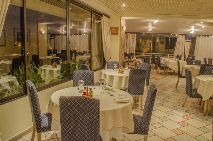 Imagen del bar/restaurante del Hotel LRH Vi&ntilde;a del Mar and Convention Center. Foto 5