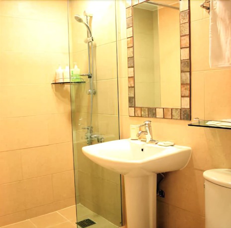 Imagen de la habitación del Hotel L\'S. Foto 6