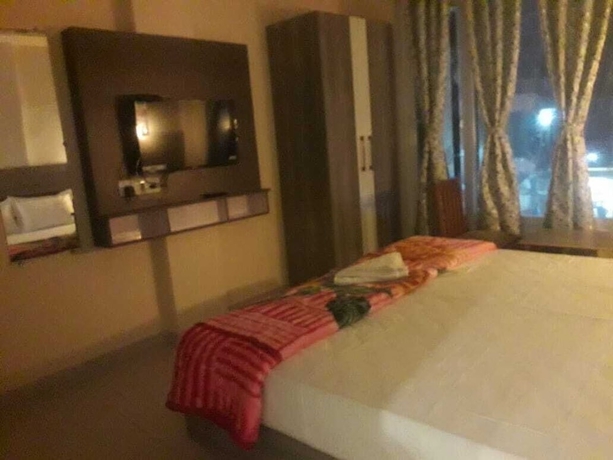 Imagen de la habitación del Hotel LS Grand Guest House. Foto 6